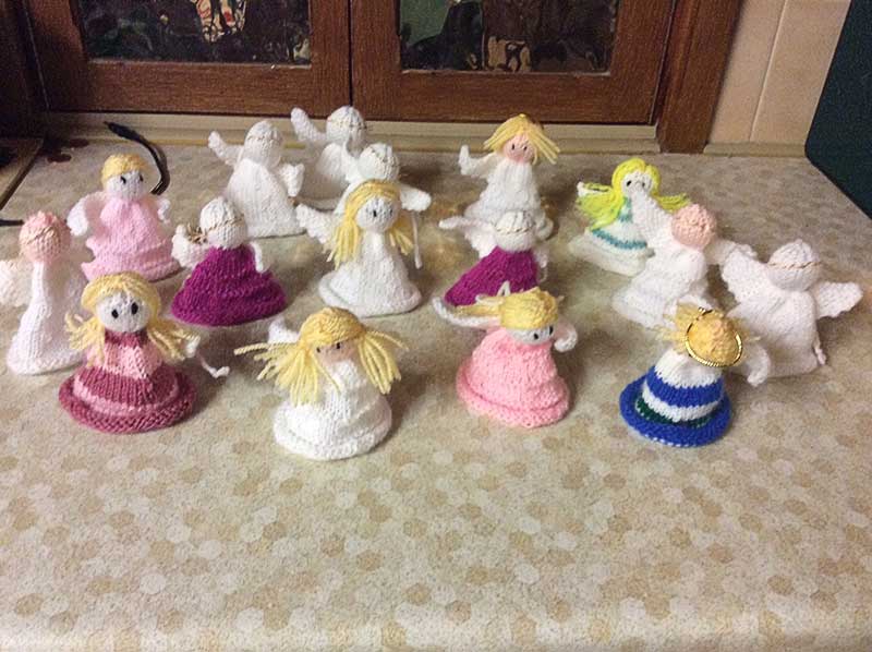 Knitted angels